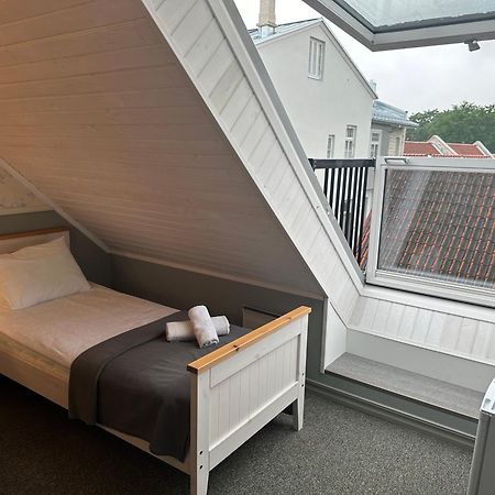 Vanalinna Boutique Hotel كوريسارِ المظهر الخارجي الصورة