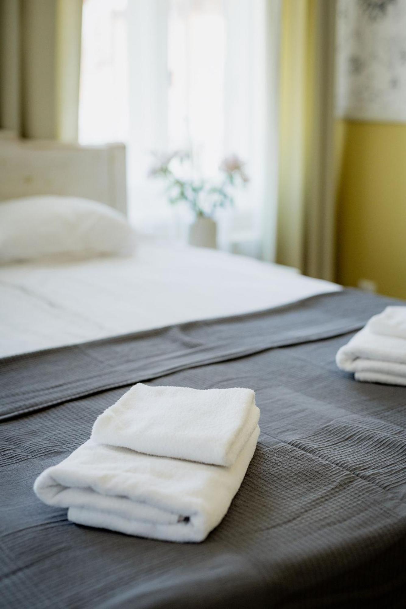 Vanalinna Boutique Hotel كوريسارِ المظهر الخارجي الصورة