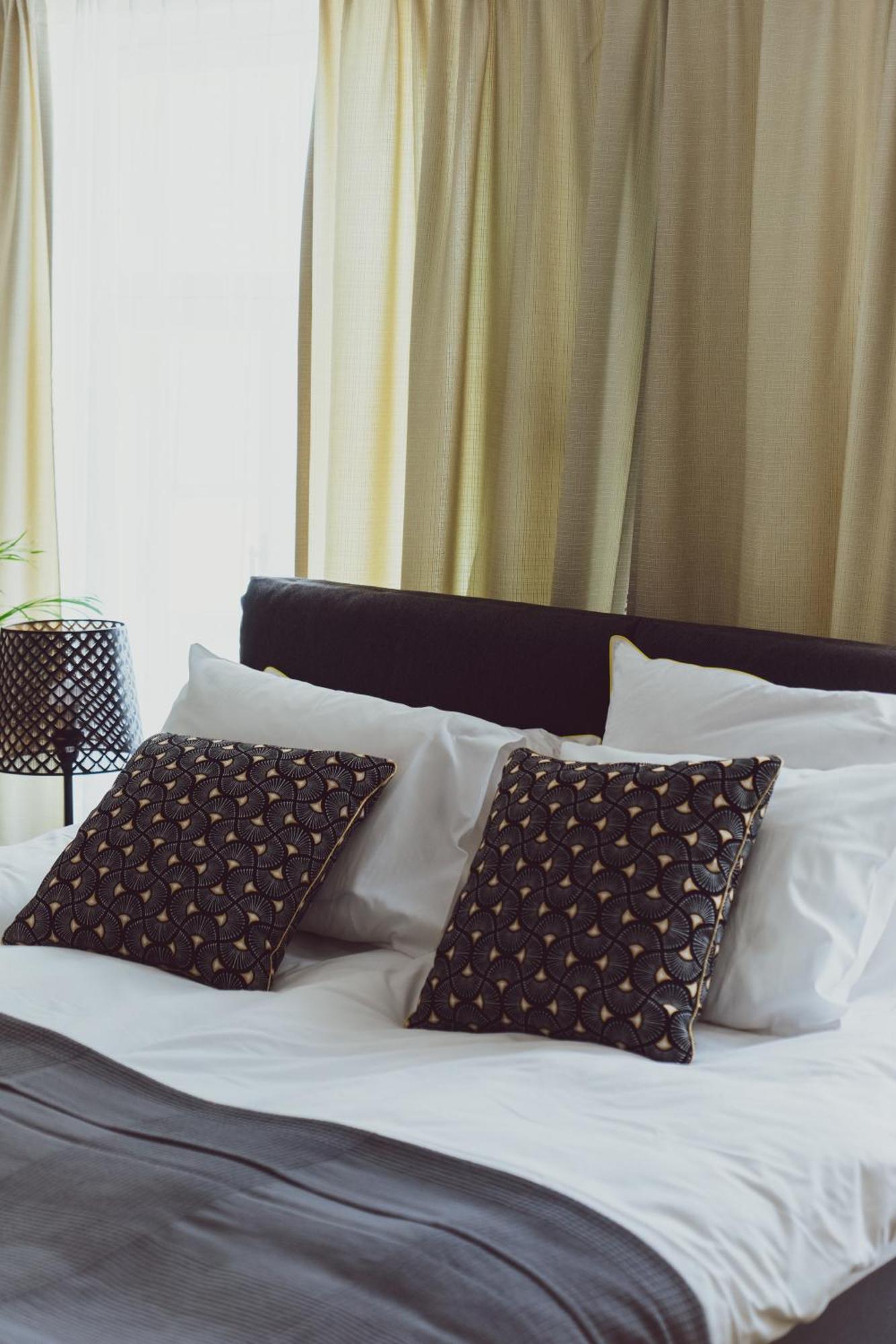 Vanalinna Boutique Hotel كوريسارِ المظهر الخارجي الصورة